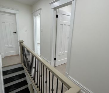 For Lease - 33 Strathmore Boulevard Unit# Upper, Toronto, Ontario - Photo 5