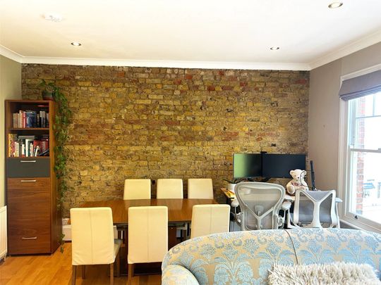 Kew Road, Richmond, Surrey, TW9 - Photo 1