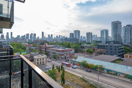 River City I Lofts 51 , #901 - Photo 5