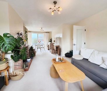 2 bedroom flat to rent - Photo 3