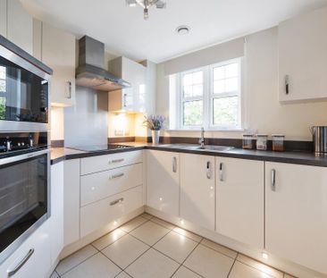 1 bedroom retirement property to rent - Photo 4