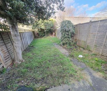 2 bedroom terraced house to rent - Photo 6