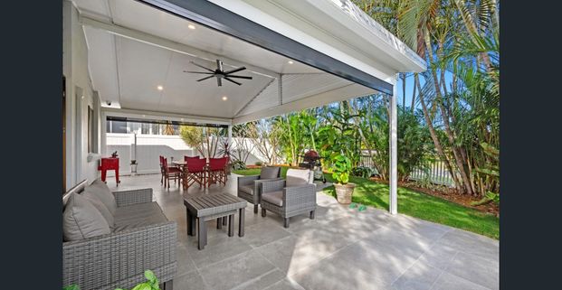 Break Lease Rental , Golden Beach - Photo 1