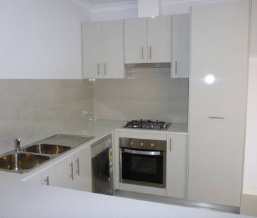 Modern Balga Villa Living - Photo 2