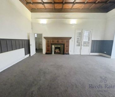 3 bedroom apartment to rent - Photo 3