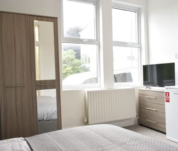 Double En-suite Room* Southville Location* - Photo 2