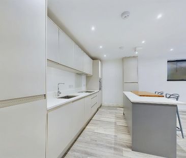 2 bedroom flat to rent - Photo 6