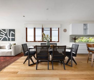 A Forever Parkside Family Home With Double Garaging - Photo 4