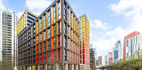 Thornes House, 4 Charles Clowes Walk, London, SW11 flat to rent - Photo 2