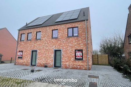 Knappe NIEUWBOUW woning met 3 slaapkamers op topligging te huur te Zulte! - Photo 2