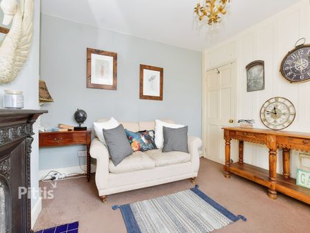 2 bedroom terraced house to rent - Photo 3