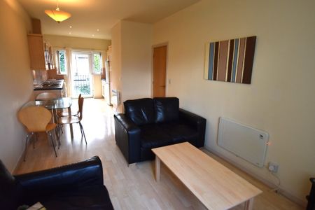 Worsley Road, Swinton, Manchester - Photo 3