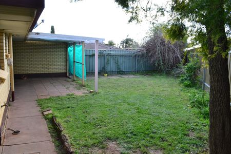 The perfect courtyard home! - Photo 5