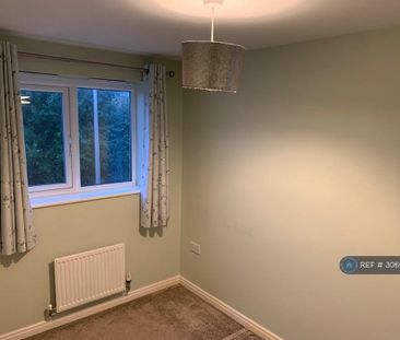 3 bedroom terraced house to rent - Photo 3