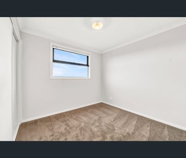5 Bellini St, Deanside, Vic 3336 - Photo 1