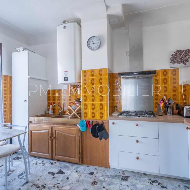 CHAMBRE A LOUER DANS UNE BELLE MAISON AVEC EXTERIEUR ET STAT - Photo 1