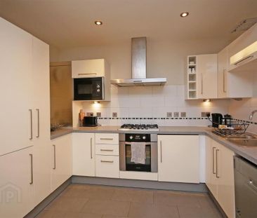 Apt 121 The Bakery, 311 Ormeau Road, Belfast, BT7 3GA - Photo 5
