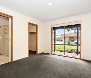 4 Greendale Place, Mount Martha. - Photo 2