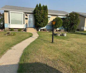 Comfortable stress free home | Edmonton - Photo 1