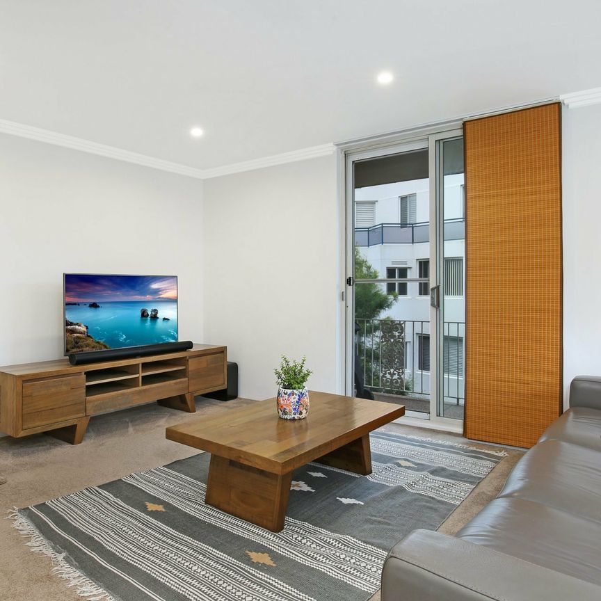 3/16 Kembla Street, Wollongong - Photo 2