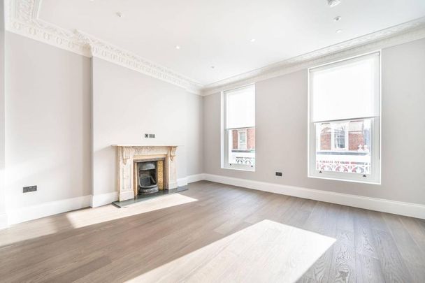 3 bedroom flat to rent - Photo 1