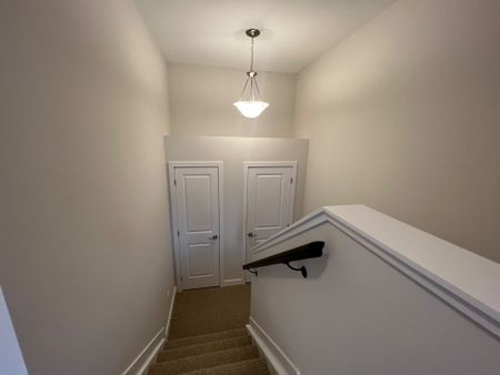 For Lease - 204 Tussock Private, Blossom Park - Airport and Area, Ontario - Photo 3