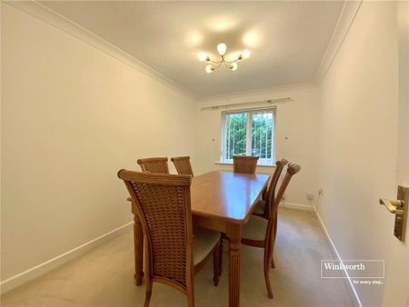 4 bedroom semi-detached house to rent - Photo 4