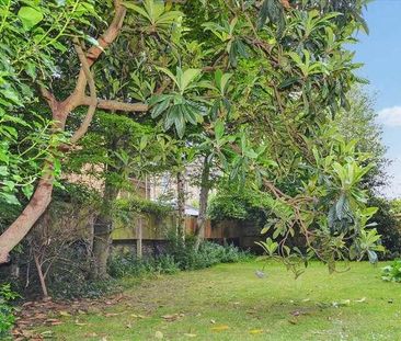Salisbury Court, Thornton Avenue, Chiswick, W4 - Photo 4
