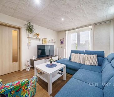 Pronájem bytu 2+1 53 m², Karla Buriana 3581, Chomutov - Photo 1