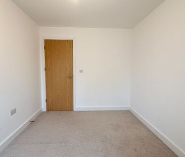 Firepool Crescent, Taunton - Photo 5