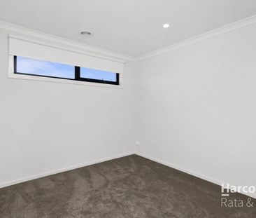Stunning 4-Bedroom Home in Kalkallo - Photo 5