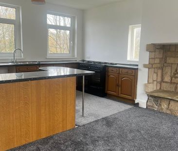 3 bedroom terraced house to rent - Photo 5