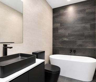 CONTEMPORARY ELEGANCE WITH TWO ENSUITES - Photo 5