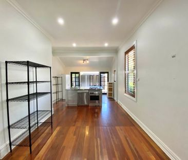 121 Bruce Street, Cooks Hill - Photo 6