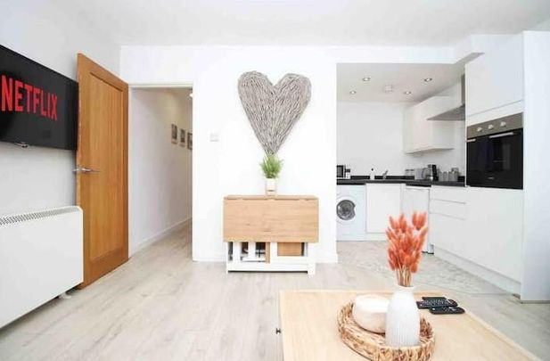 1 bedroom apartment to rent - Photo 1