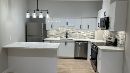 For Lease - 69 East Main Street Unit# 104, Welland, Ontario - Photo 4