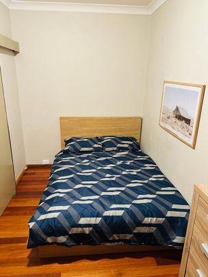 Darlington - Photo 1