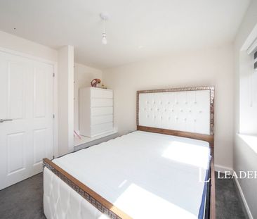 3 bedroom house to rent Box Crescent, Houghton Regis, Dunstable, Be... - Photo 3