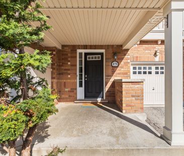 For Lease - 879 Willingdon Crescent, Milton, Ontario - Photo 2