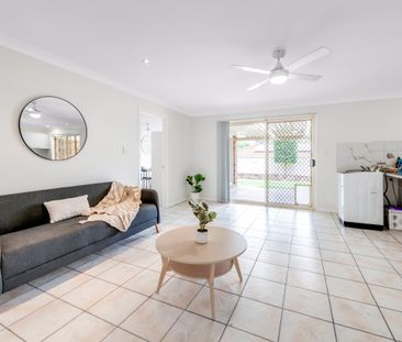 Ferny Grove - Photo 2