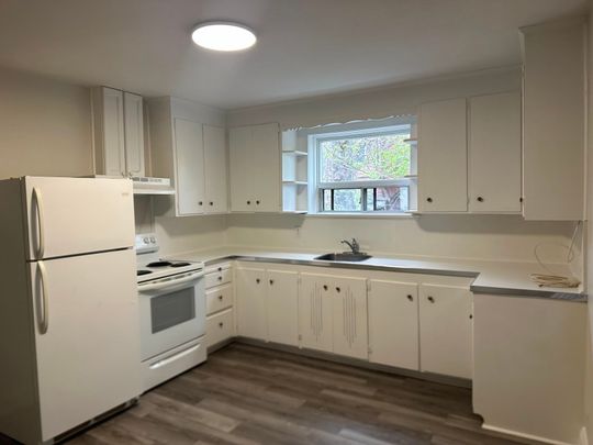 For Lease - 57 Superior Avenue Unit# Unit 1, Toronto, Ontario - Photo 1
