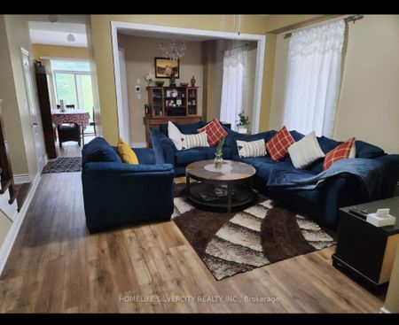 For Lease - 60 Silent Pond Crescent Unit# Main and 2nd floor, Brampton, Ontario - Photo 2