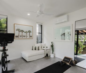 Modern, Luxurious and Low-Maintenance Townhouse in Prime Noosa Loca... - Photo 2