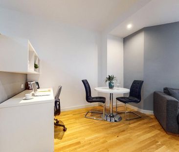 Studio to rent - Photo 6