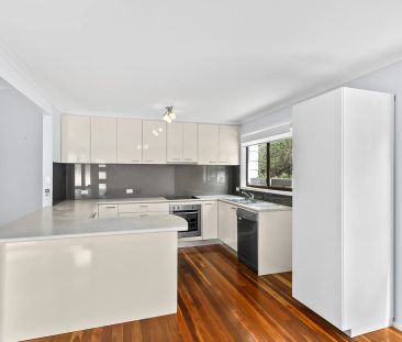Charming home close to local amenities - Photo 1