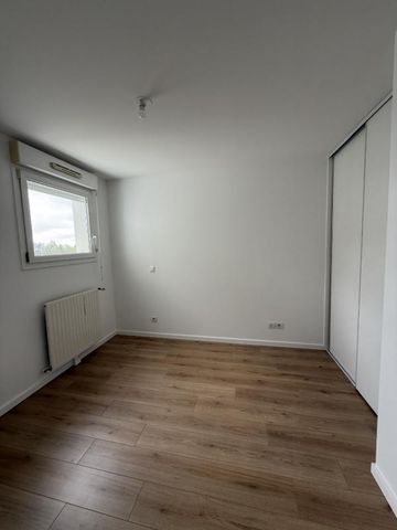 Location Appartement 3 pièces 71m² BORDEAUX 33200 - Photo 2