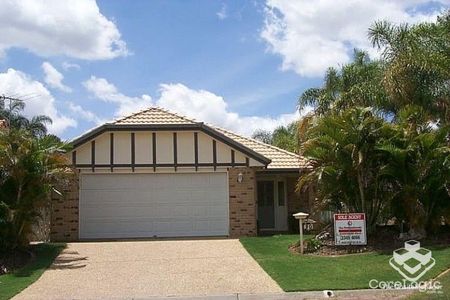 4 bedroom house in the Avenue Sunnybank Hills - Photo 5