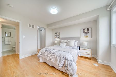 For Lease - 11 Eaton Park Lane Unit# 12, Toronto, Ontario - Photo 2