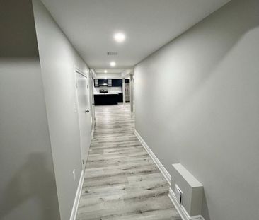 For Lease - 29 Argelia Crescent, Brampton, Ontario - Photo 5