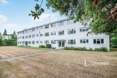 2 bedroom flat to rent Portarlington Road, Bournemouth - Photo 5